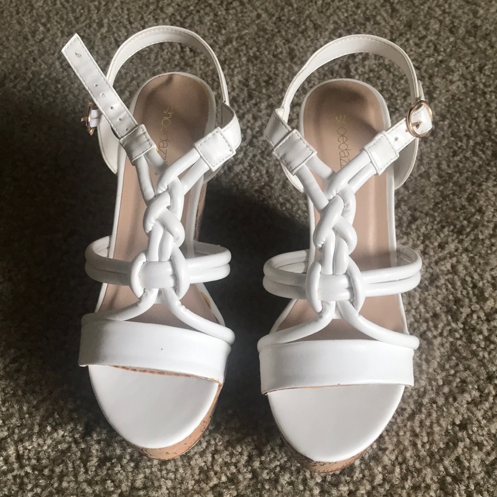 Wedge heels